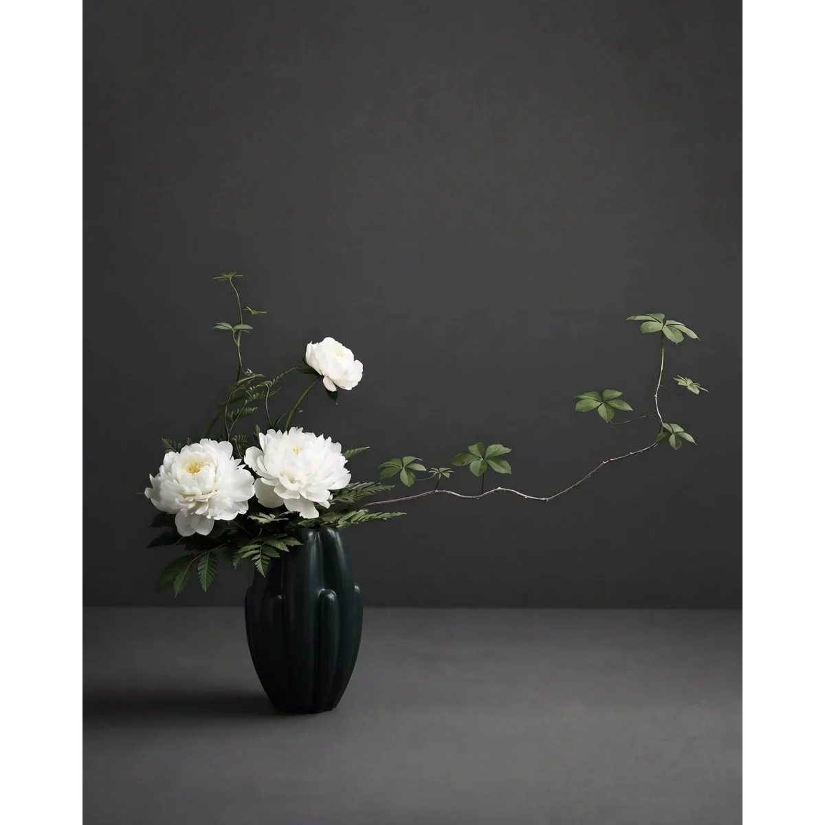 101 Copenhagen Bloom slim vase mini 34x195 cm Dark green – image 3