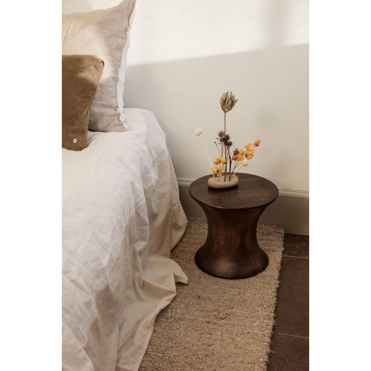 Ferm Living Vanitas Flower Stone vase Sand – image 5