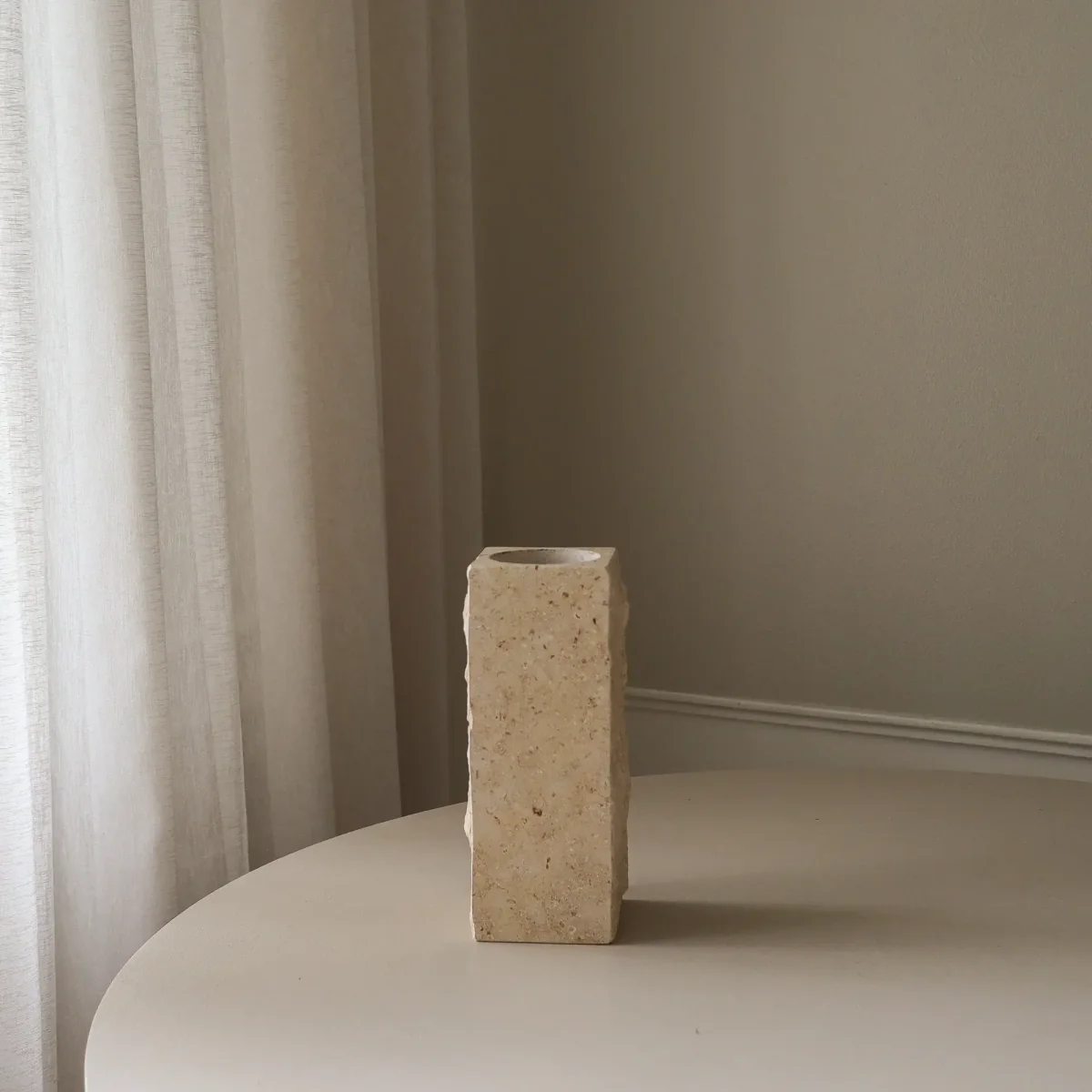 Botané Limestone Edge marble vase Medium 30 cm – image 2