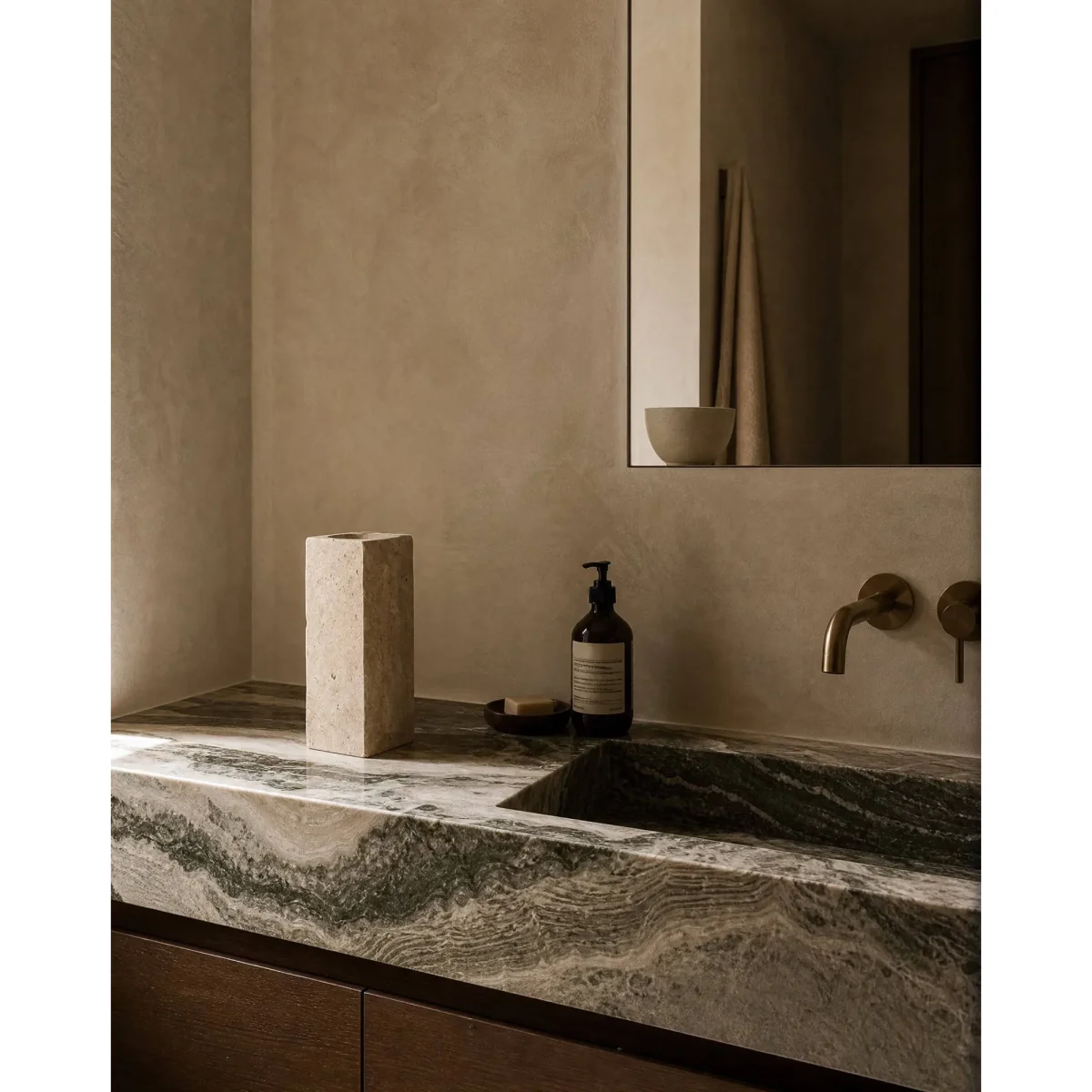 Botané Limestone Edge marble vase Medium 30 cm – image 3