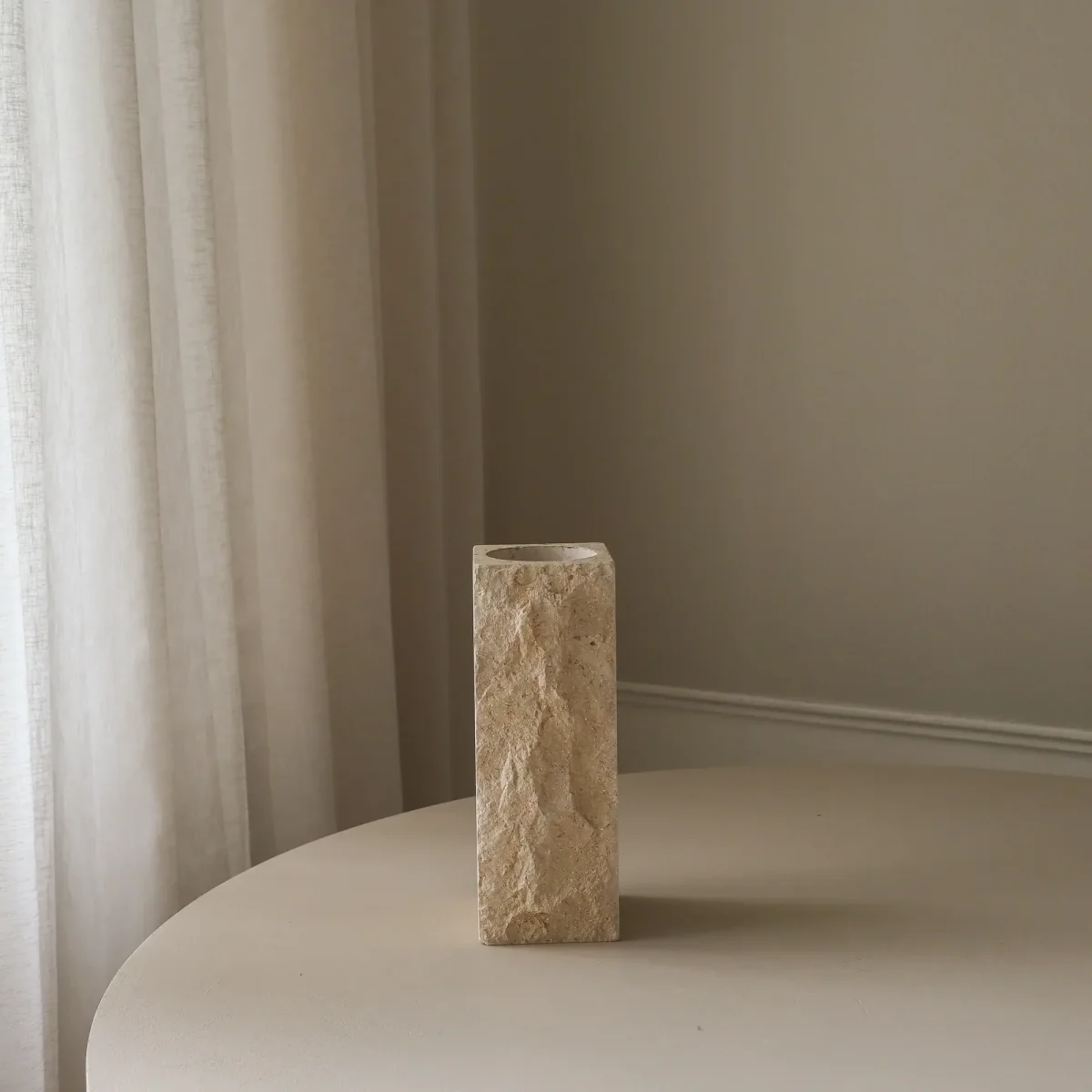 Botané Limestone Edge marble vase Medium 30 cm – image 4