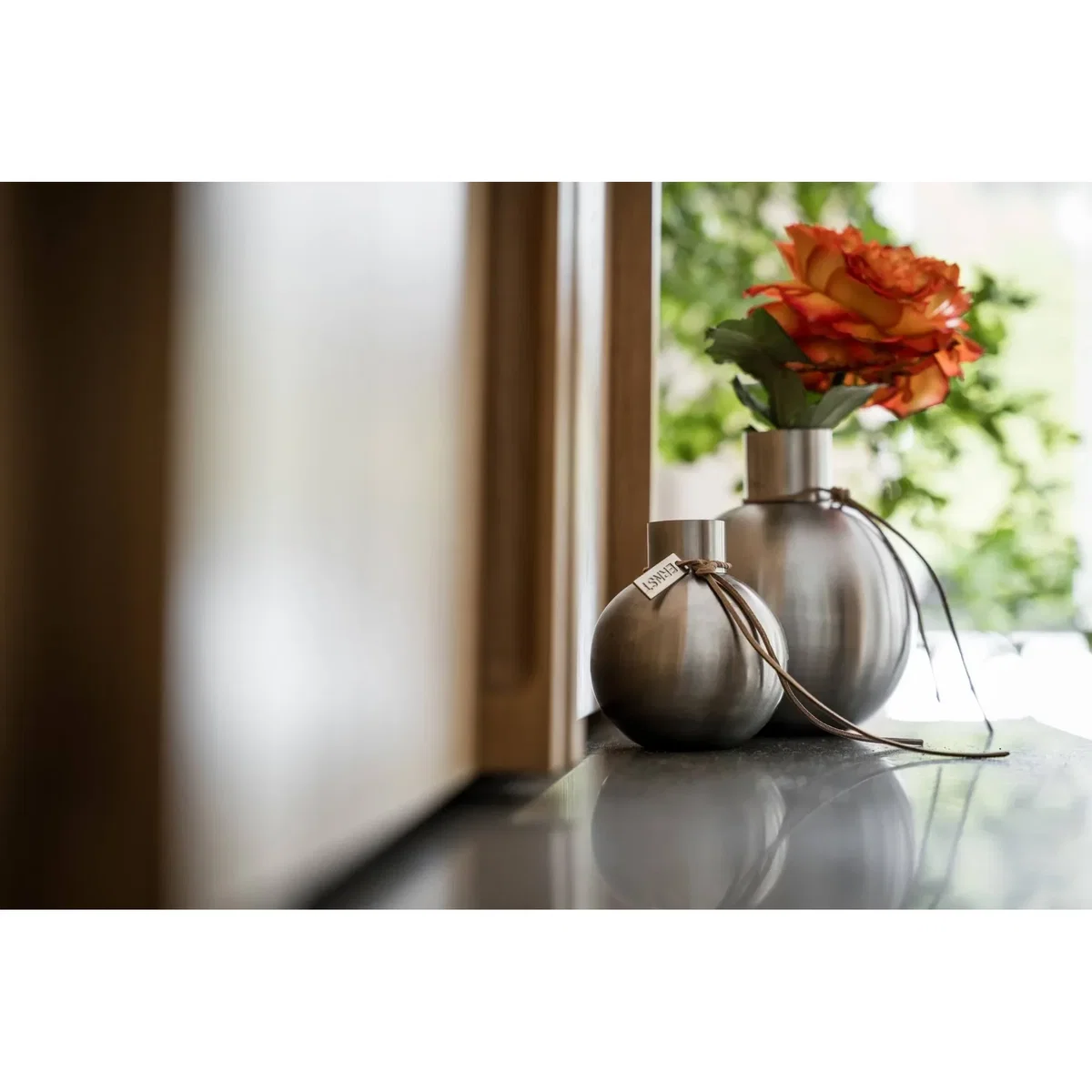 ERNST Ernst brushed steel vase Ø7.5x9.5 cm – image 2