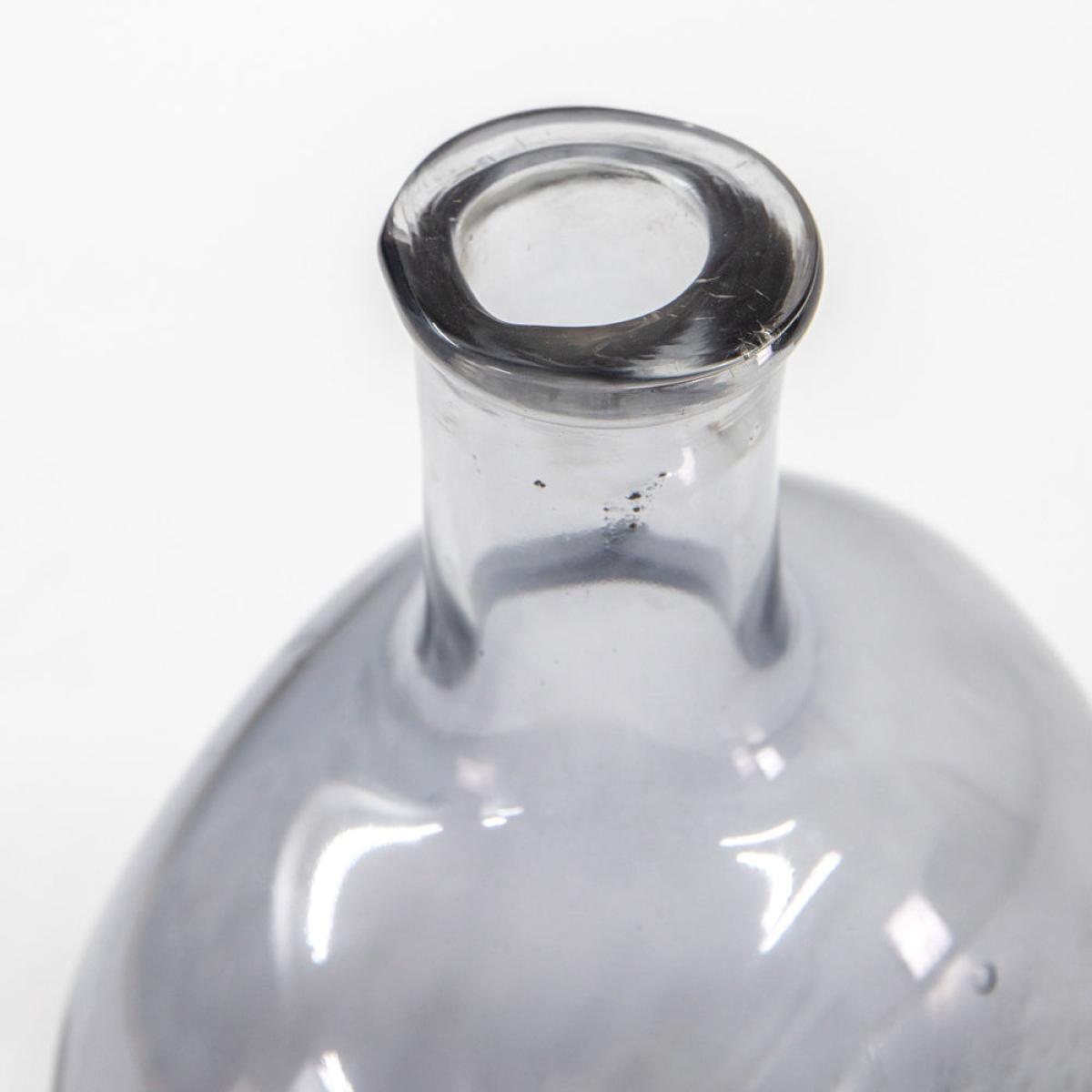 Gallery Interiors Zeman Bottle Vase Grey Small | Outlet / Small – image 3
