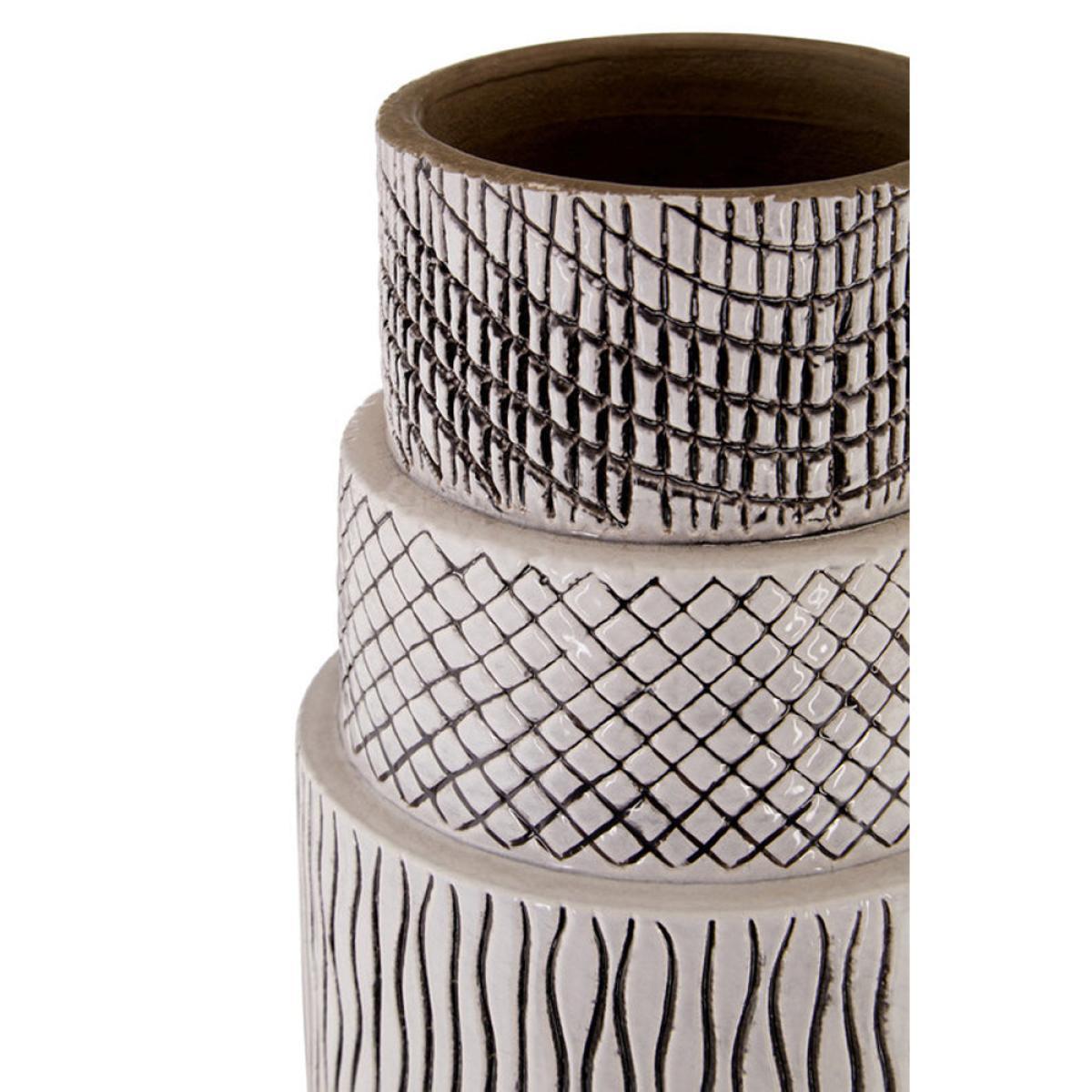 Olivia's Line Vase – image 3