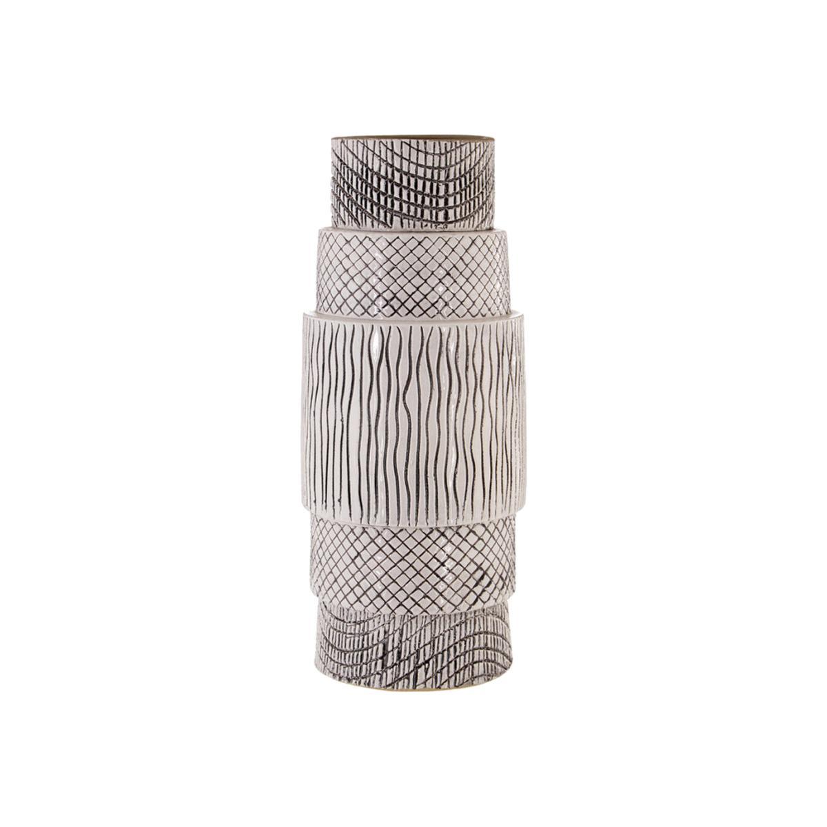 Olivia's Line Vase – image 1