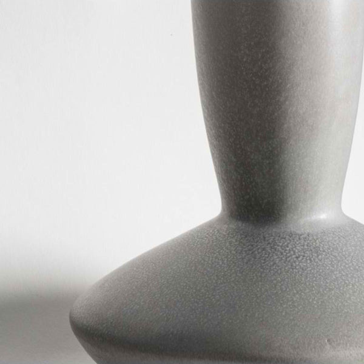 Gallery Interiors Kami Vase in Grey – image 3