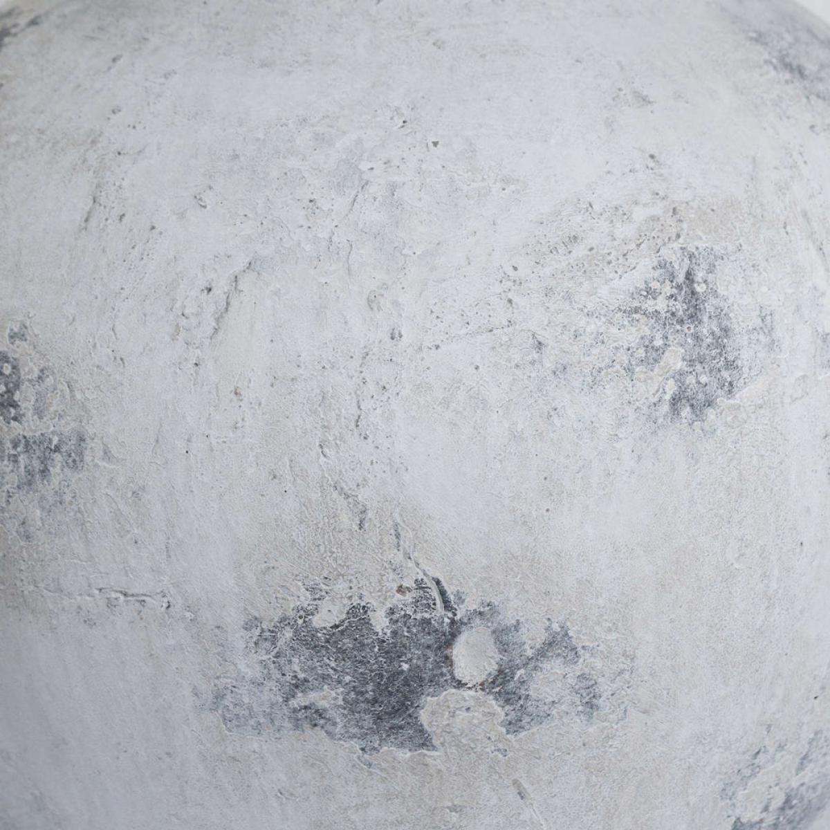 Hill Interiors Downton Large Antique Vase in White – image 2
