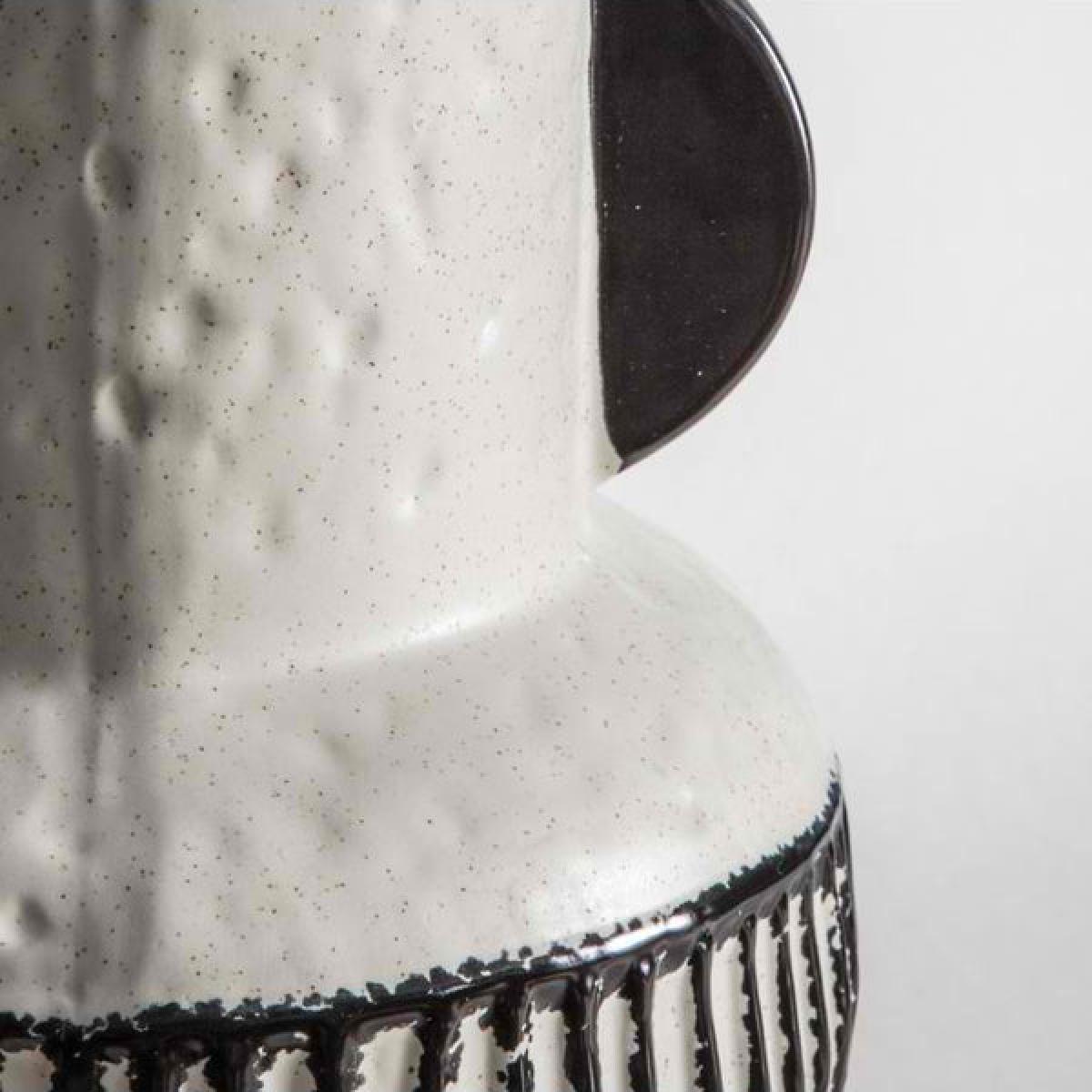 Gallery Direct Seki Vase / White / Small – image 6
