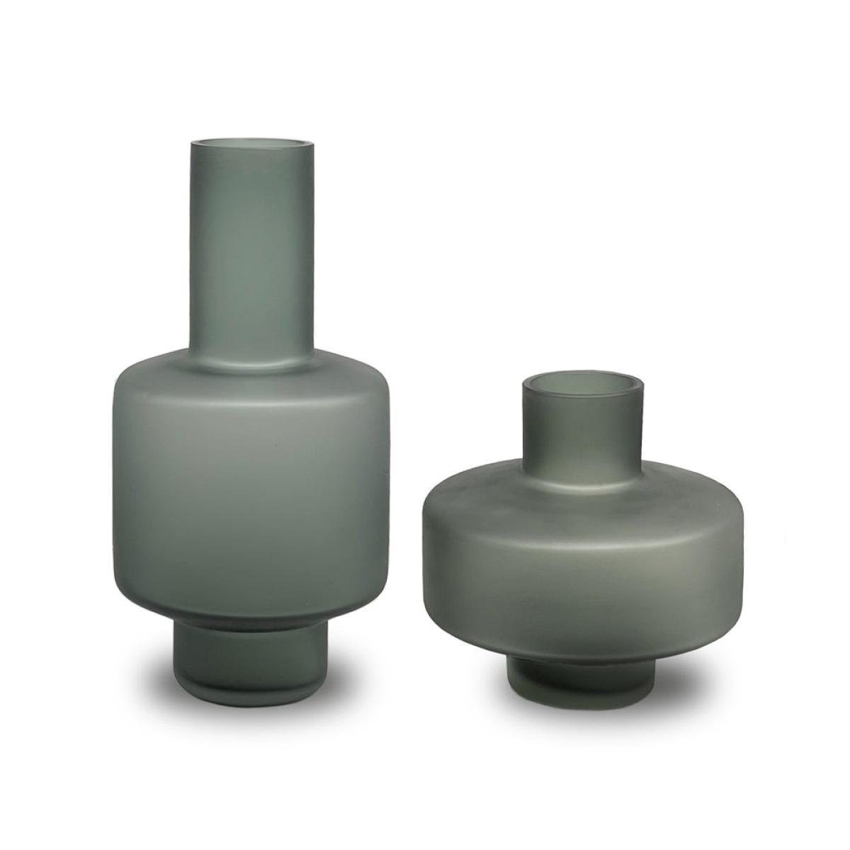 Liang & Eimil Lyon II Grey Vases – image 3