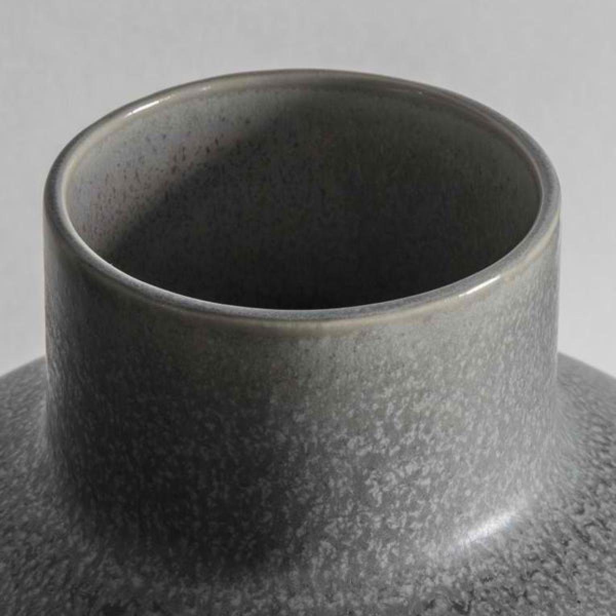 Gallery Interiors Oshima Vase in Grey / Grey – image 3
