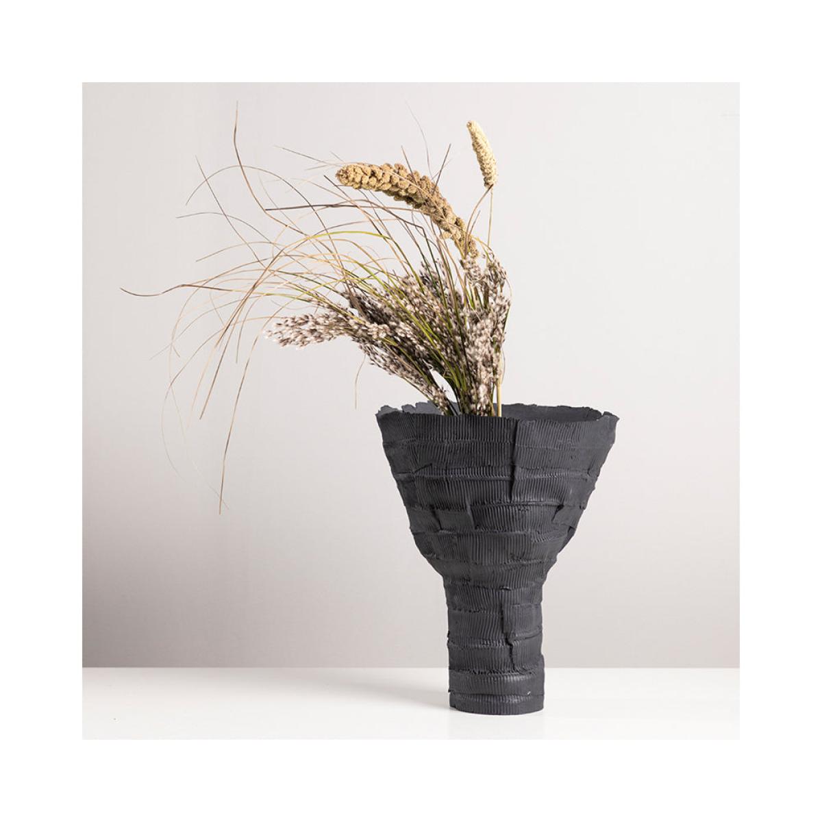 Liang & Eimil Dione Vase – image 2