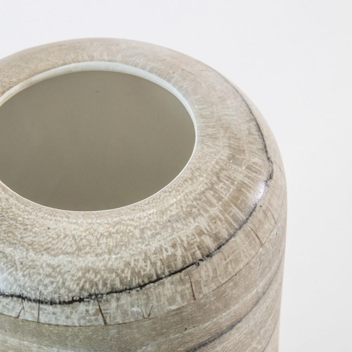 Gallery Interiors Bullock Vase Natural – image 2