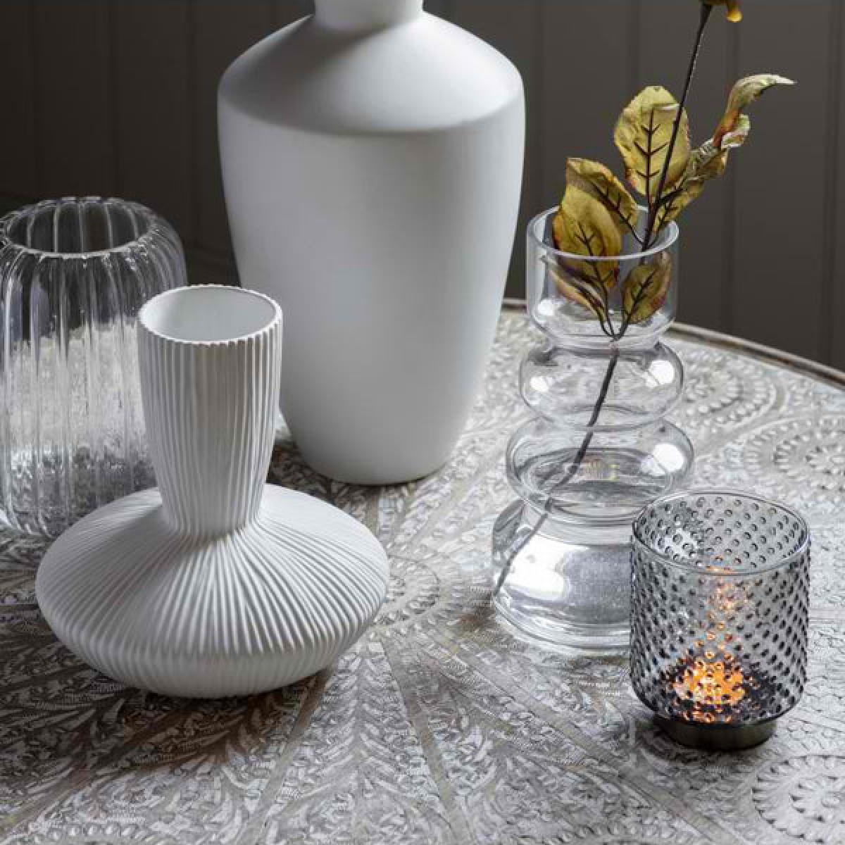 Gallery Interiors Karis Clear Vase – image 2
