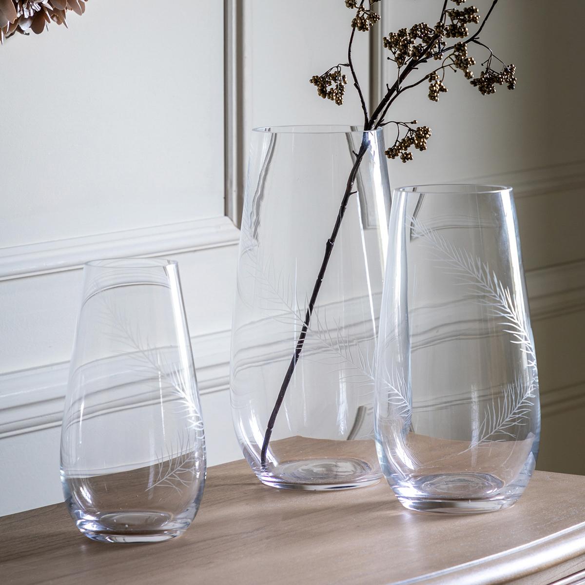 Quill Vase Clear, Medium – image 2