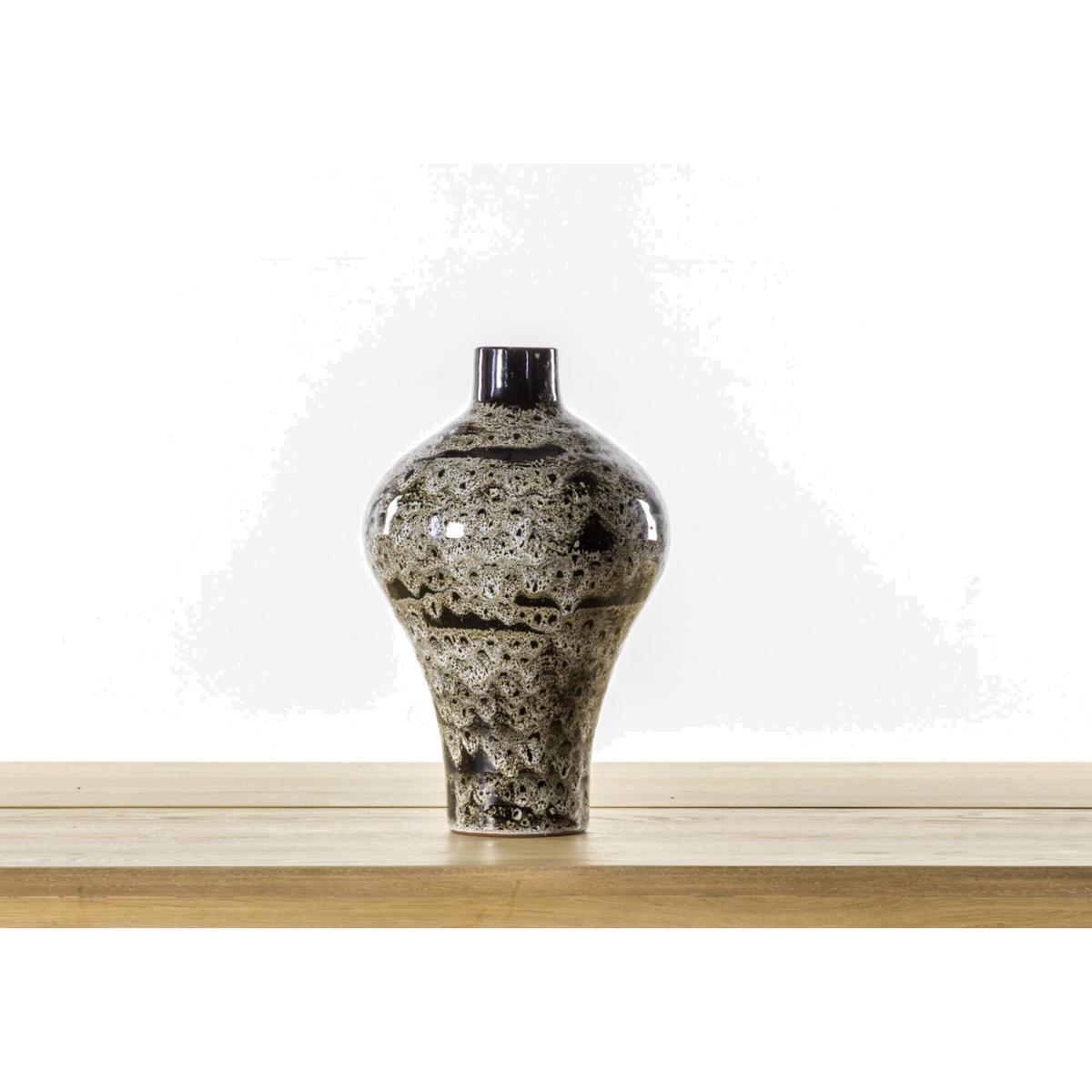Raiden Glossy Glazed Vase – image 1