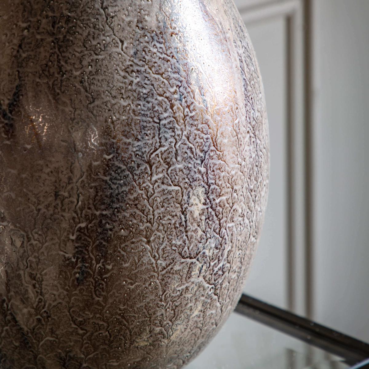 Kya Large Antique Gold Vase – image 3