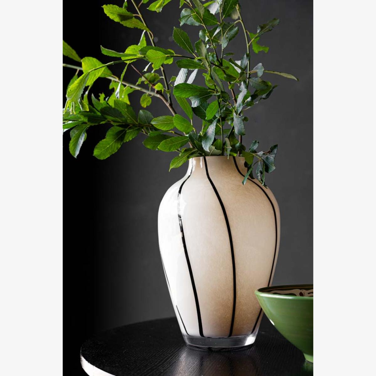 Statement Monochrome Swirl Vase – image 1