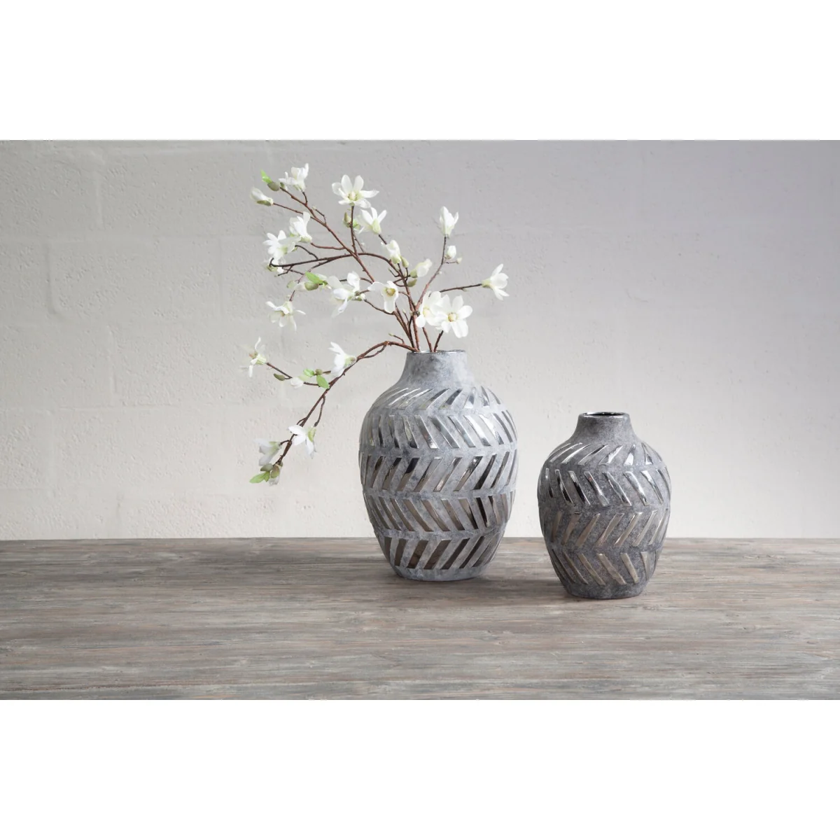 Helaine Grey and Silver Large  Vase - Grey – image 3