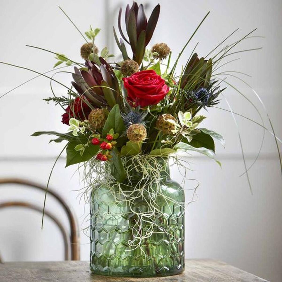 Red Honeycomb Textured Glass Vase - Red – image 3