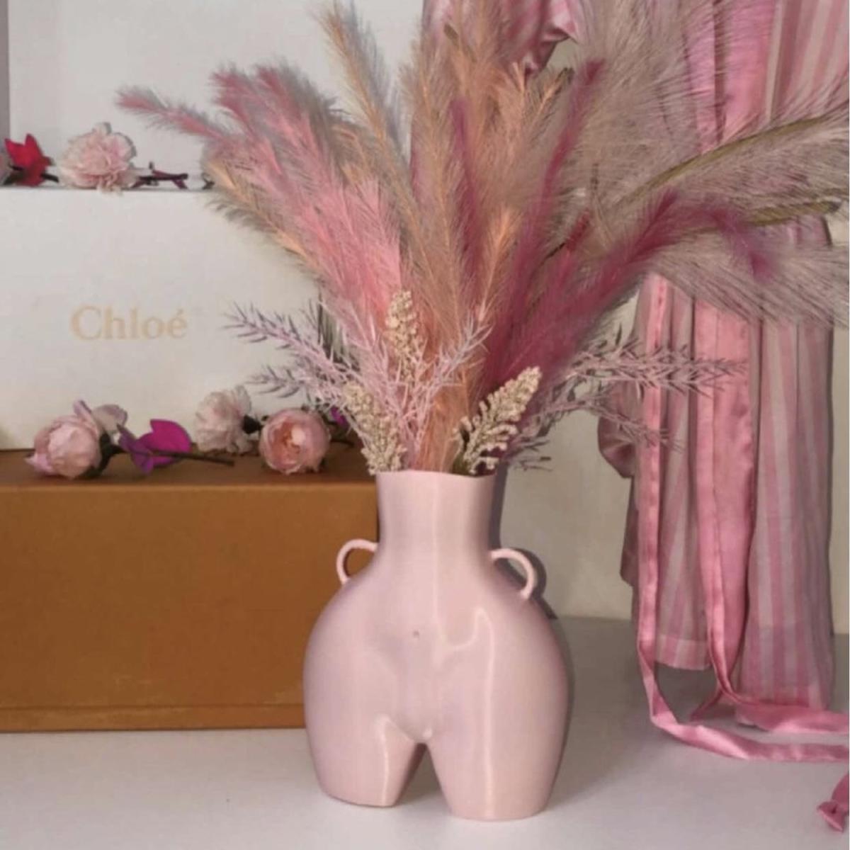 Love Handle Vase - Pink – image 5