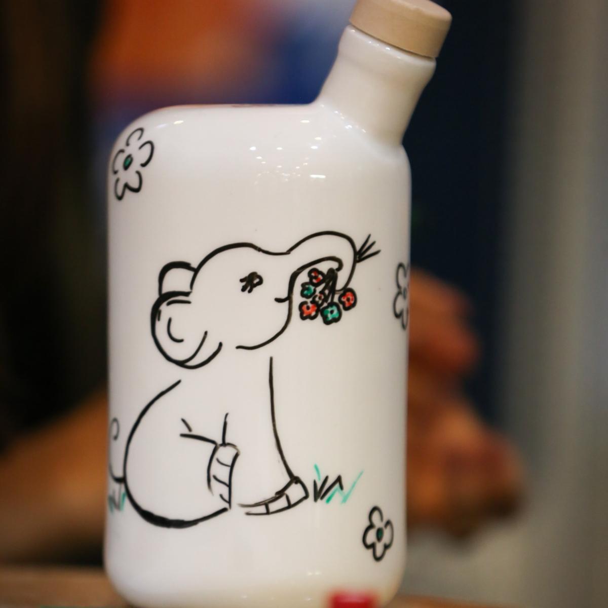 White Plain Bottle And Vase | Black and Wild – image 5