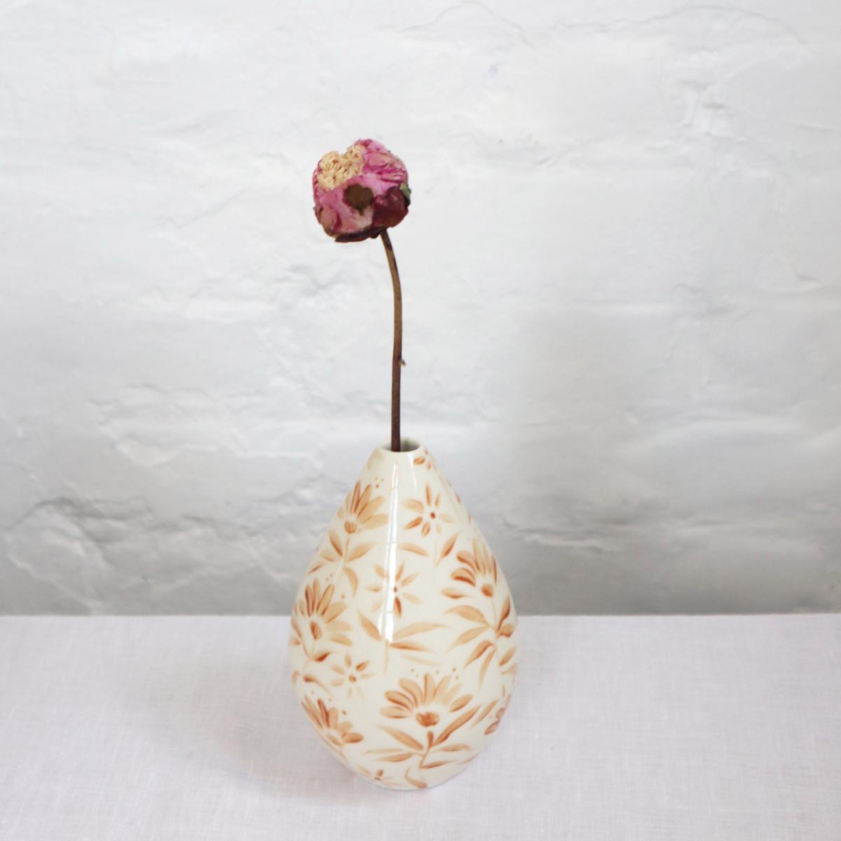Neutrals / White / Brown Sunburst Flowers Bud Vase - Autumn Brown Rosanna Corfe – image 4