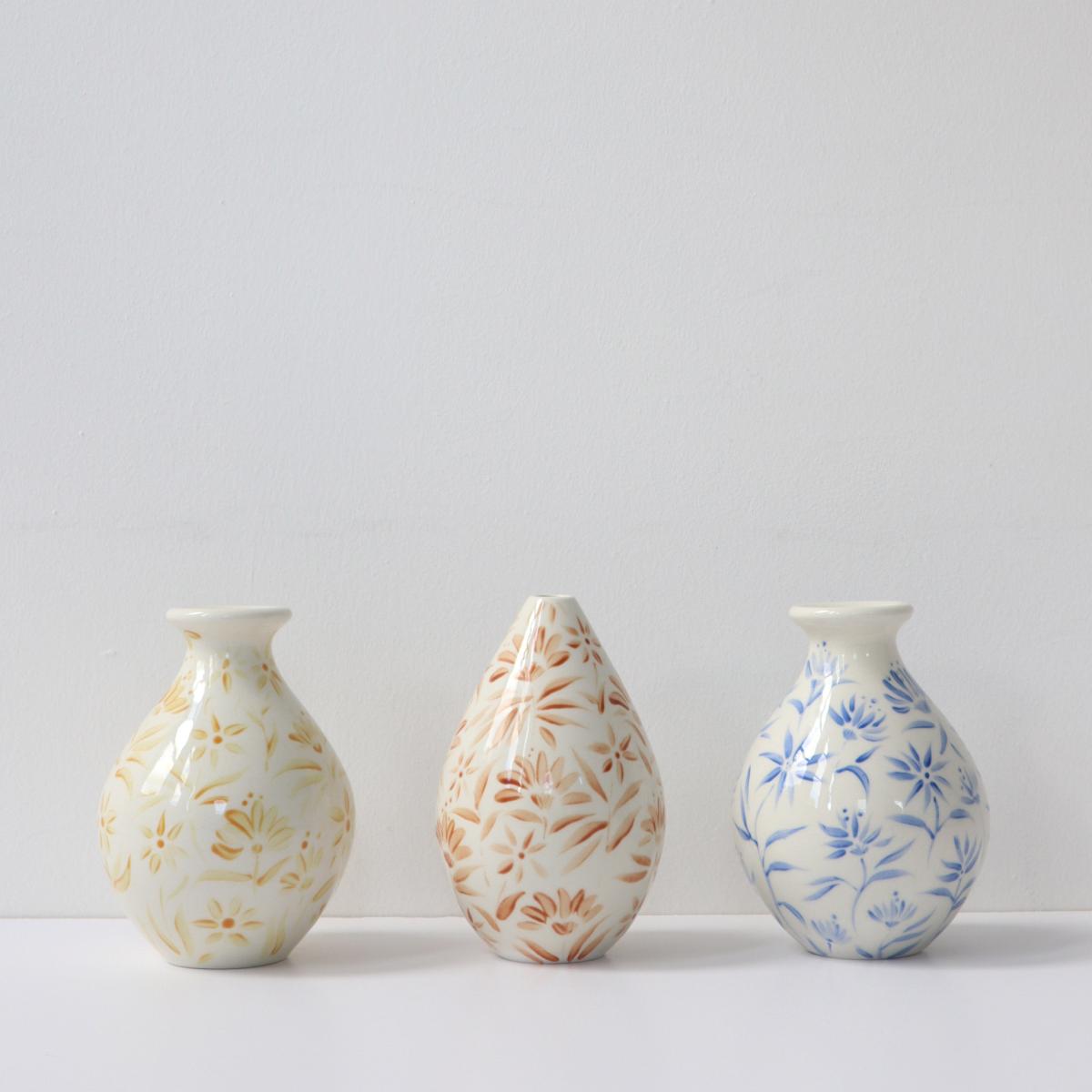 Neutrals / White / Brown Sunburst Flowers Bud Vase - Autumn Brown Rosanna Corfe – image 5