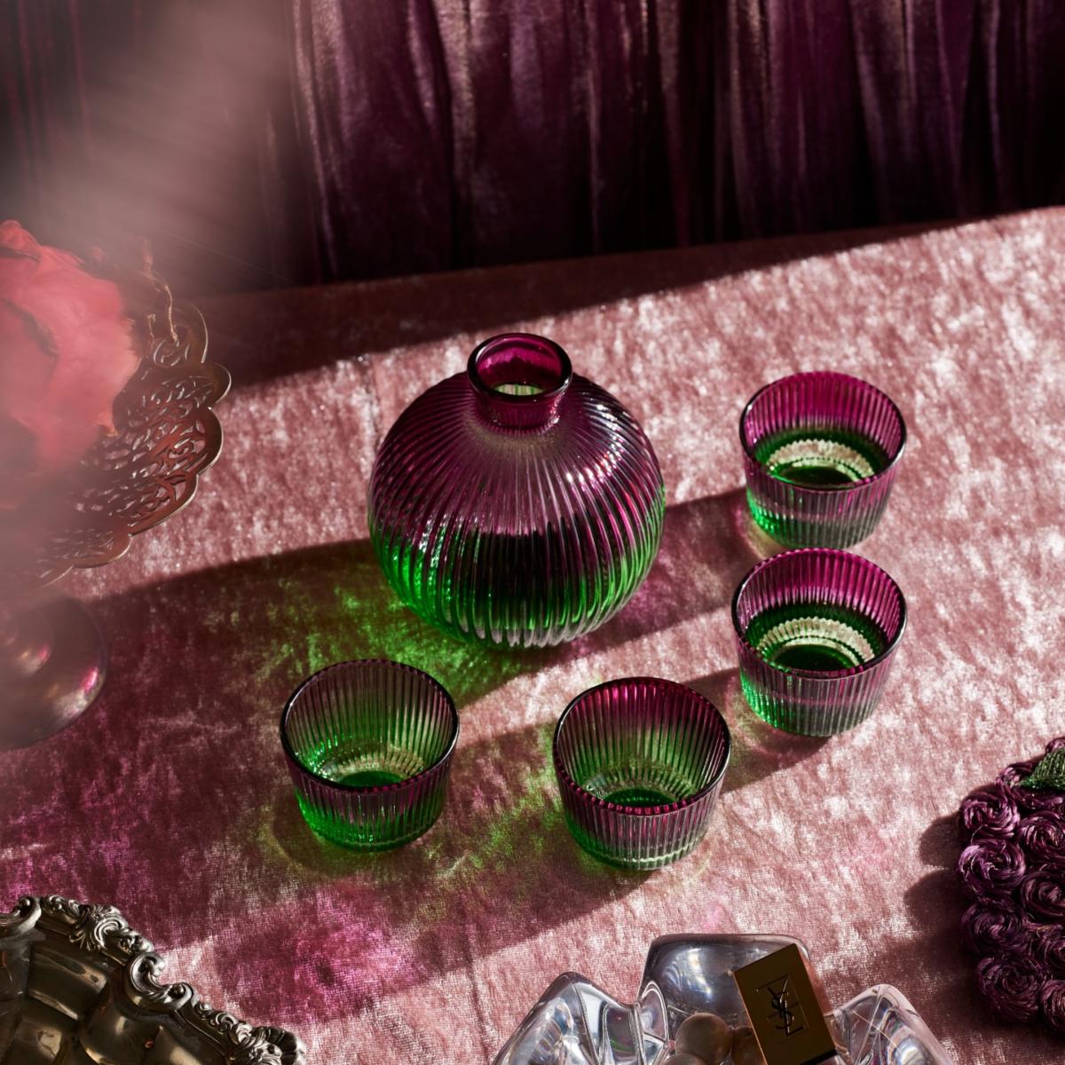 Green / Red Limited Edition: Gatsby Sake Set | Lodore – image 7