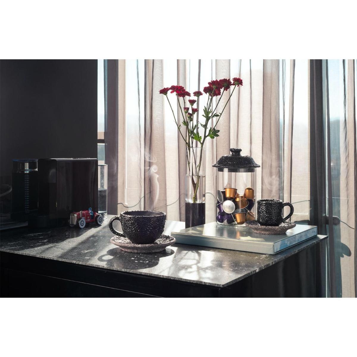 Neutrals Soliflor Travertine Marble Vase - Small And Jacob – image 4