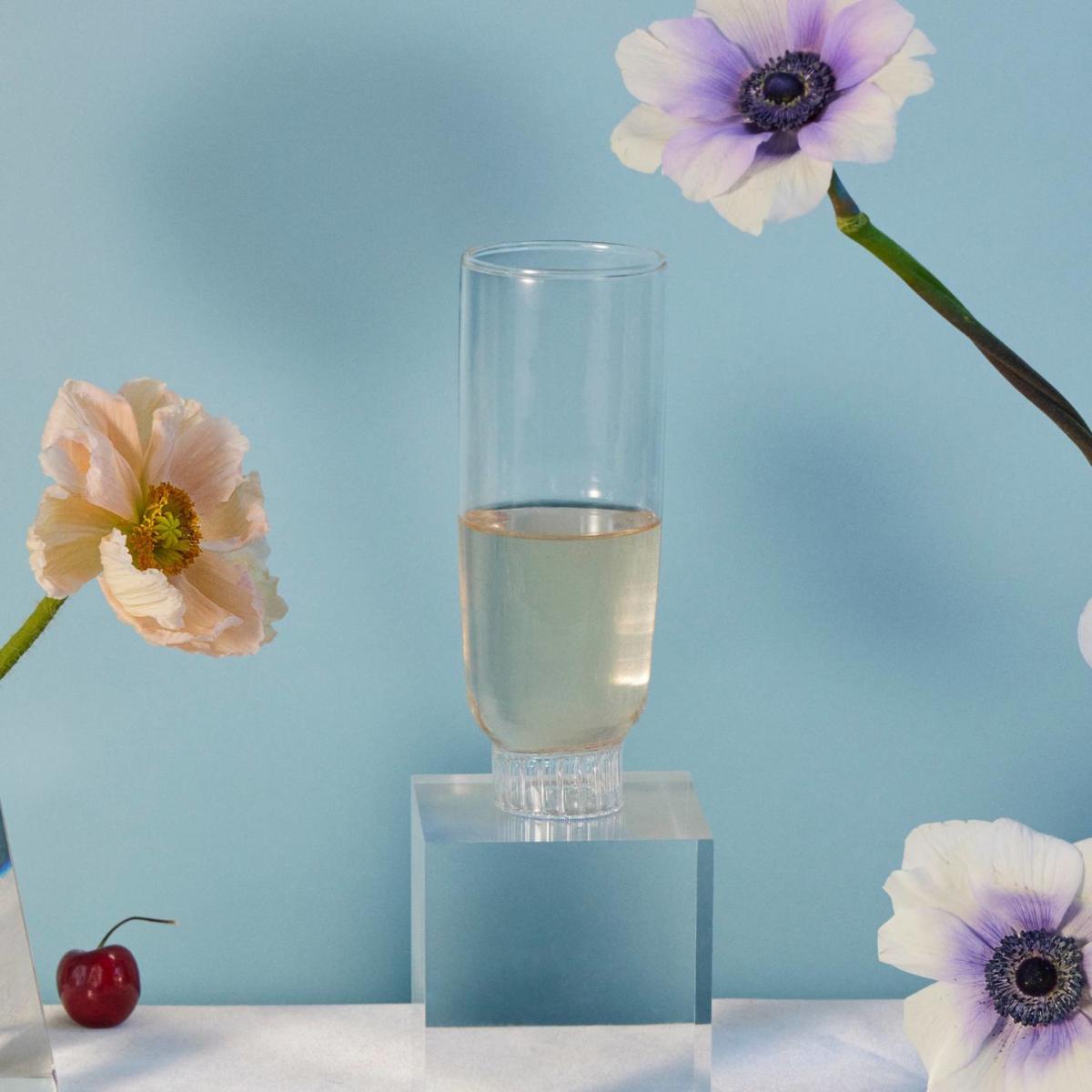 Neutrals / White Stemless Champagne Flutes - Set Of Four - Clear | Sprezz – image 2
