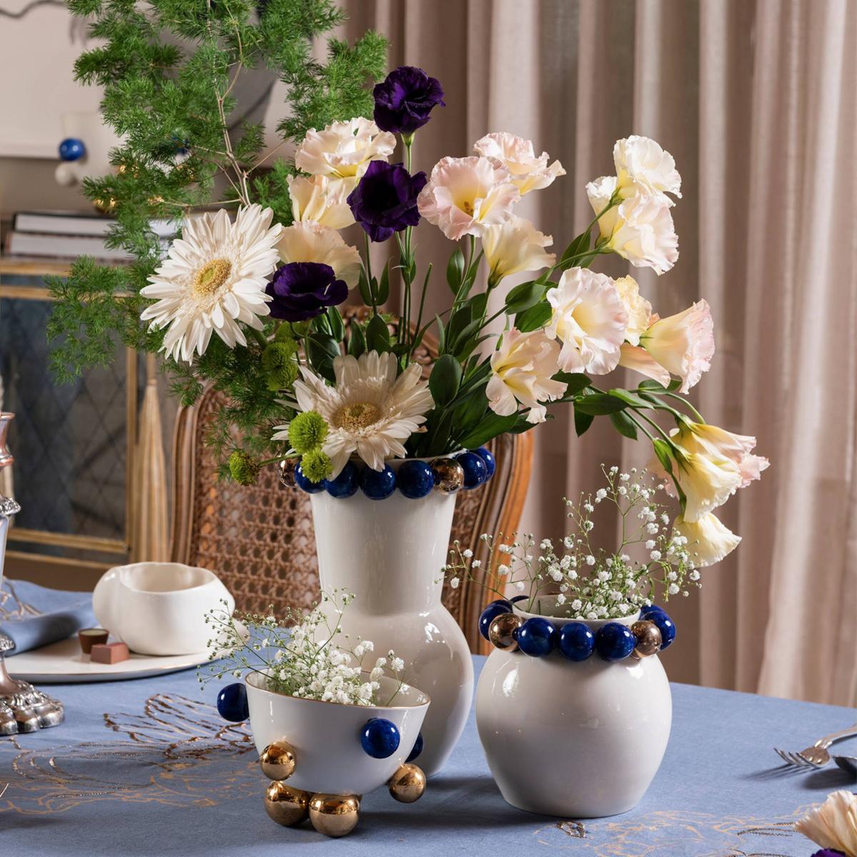 Blue / Neutrals Cosmos Porcelain Vase M, Gold - Dark Blue Detail | Maji Atelier – image 2