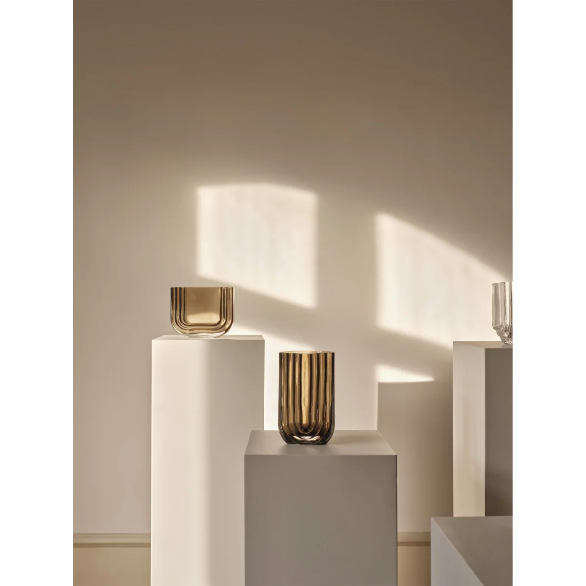 Glass Vase Vima, H 20 cm – image 4