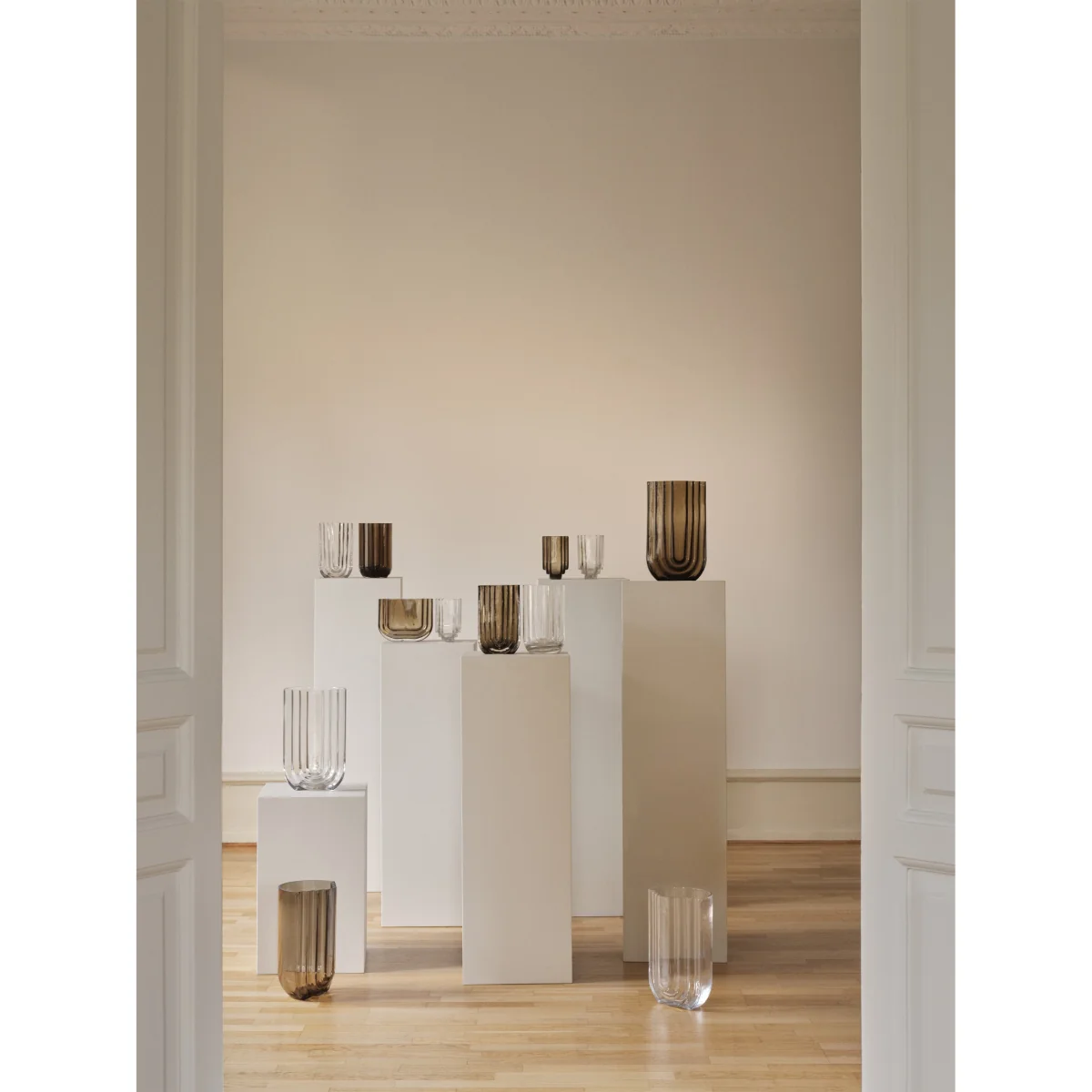 Glass Vase Vima, H 20 cm – image 5