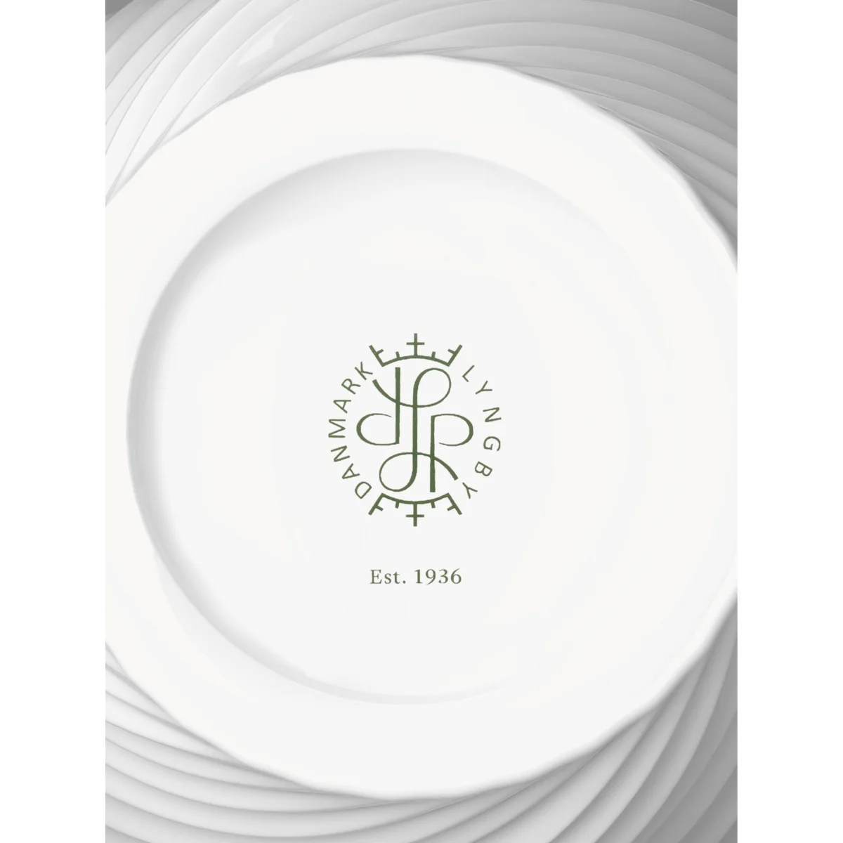 Porcelain Vase Twist, H 18 cm – image 4