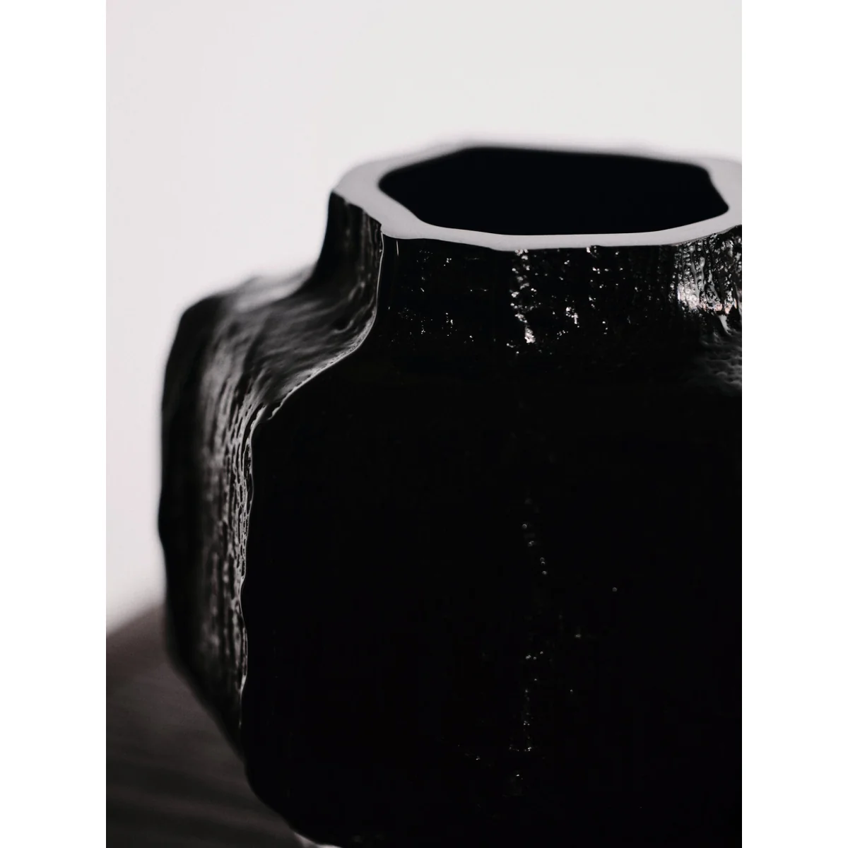 Vase Mokuri, H 15 cm – image 2