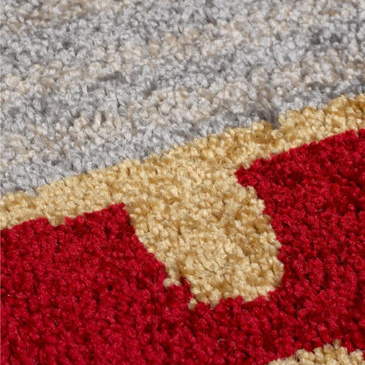 Nutcracker Runner – image 2