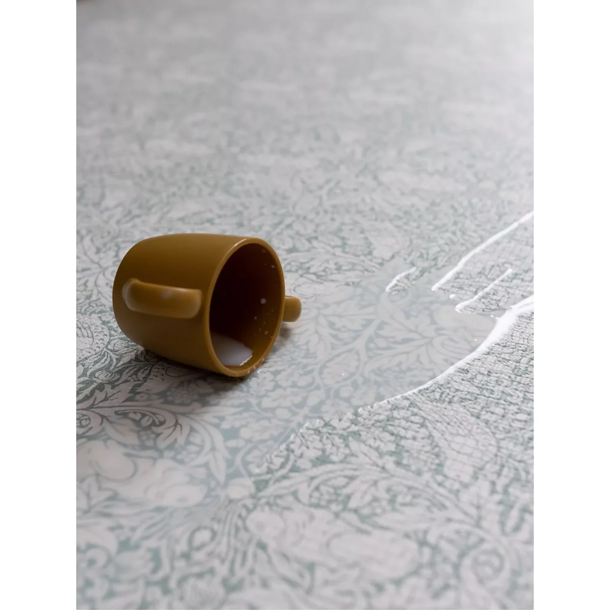 Totter + Tumble x Morris & Co Collection Play Runner Reversible Playmat, Brer Rabbit/Acorn – image 3