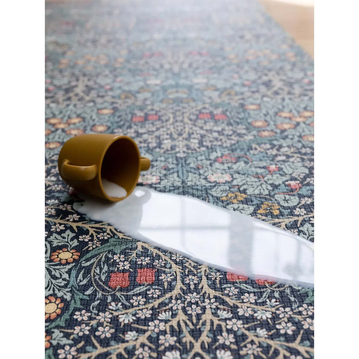 Totter + Tumble x Morris & Co Collection Play Runner Reversible Playmat, Blackthorn/Standen – image 4