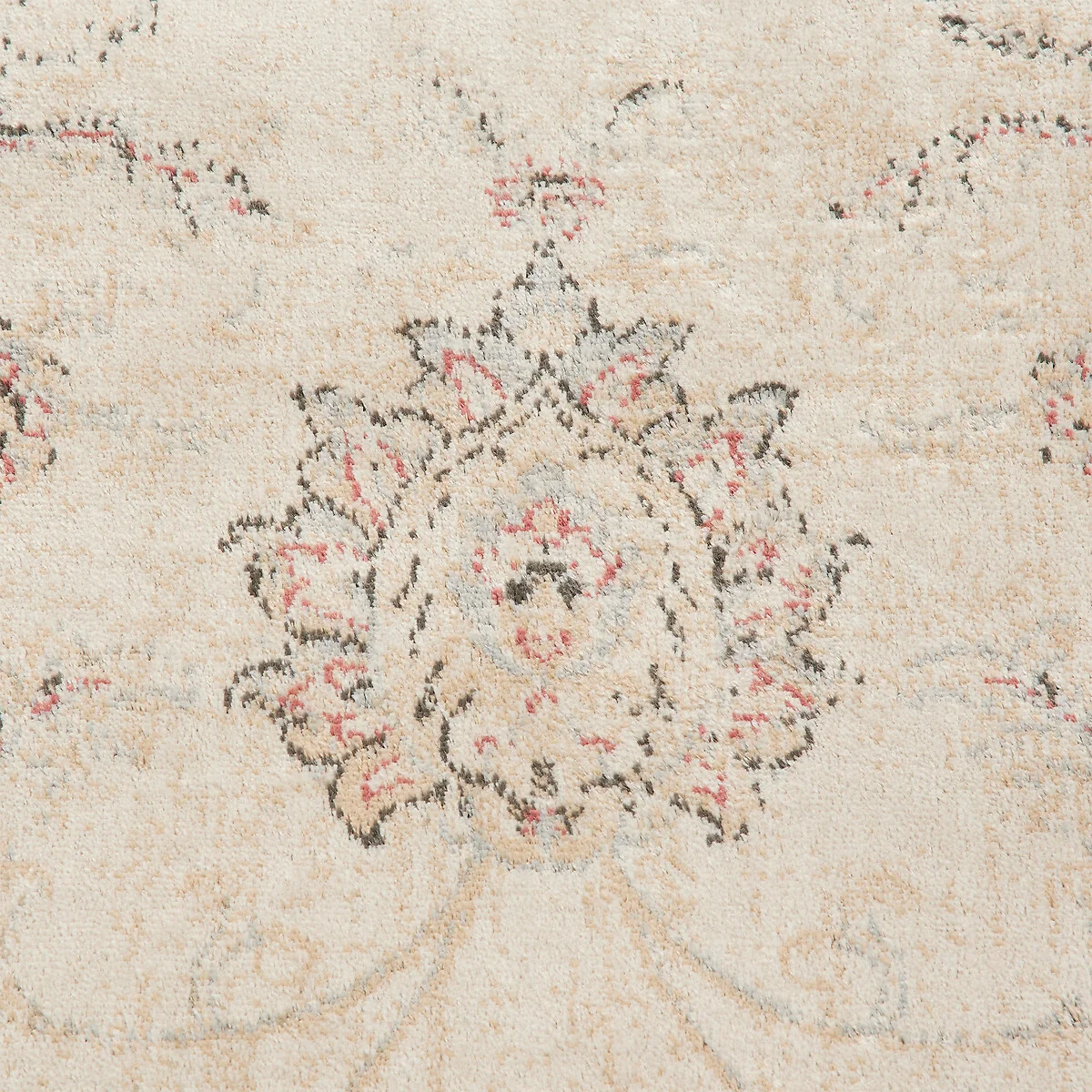 Diona Vintage Distressed Look Runner – image 4