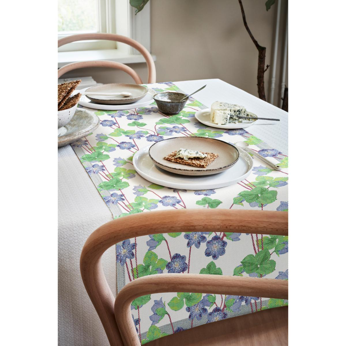 Hepatica runner 35x120 cm – image 2