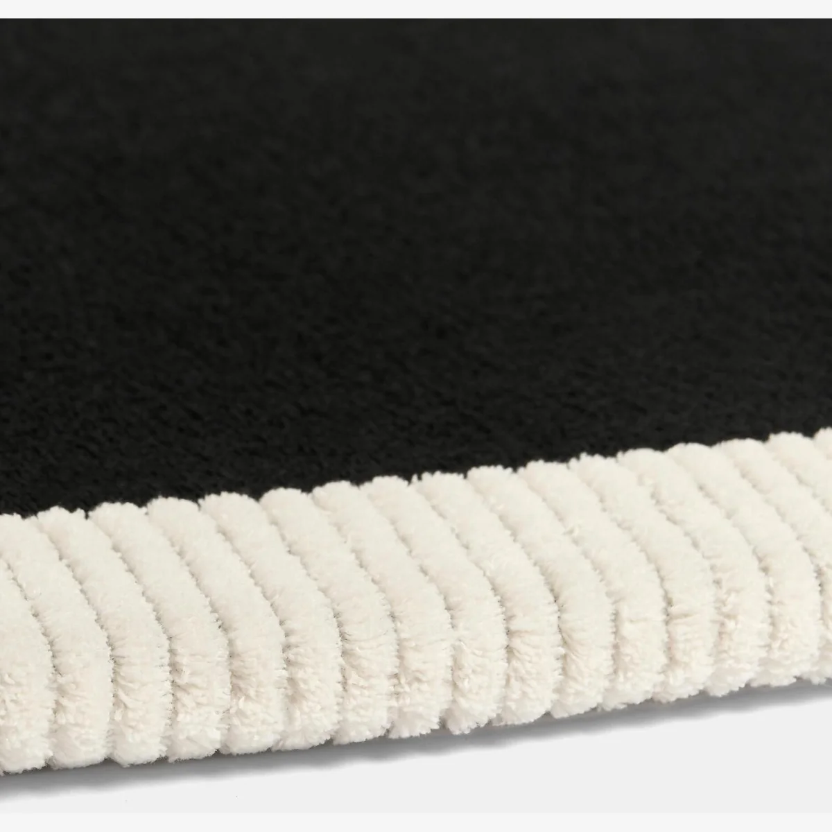 OHS Contrast Border Runner - Black/Cream / 230cm – image 1