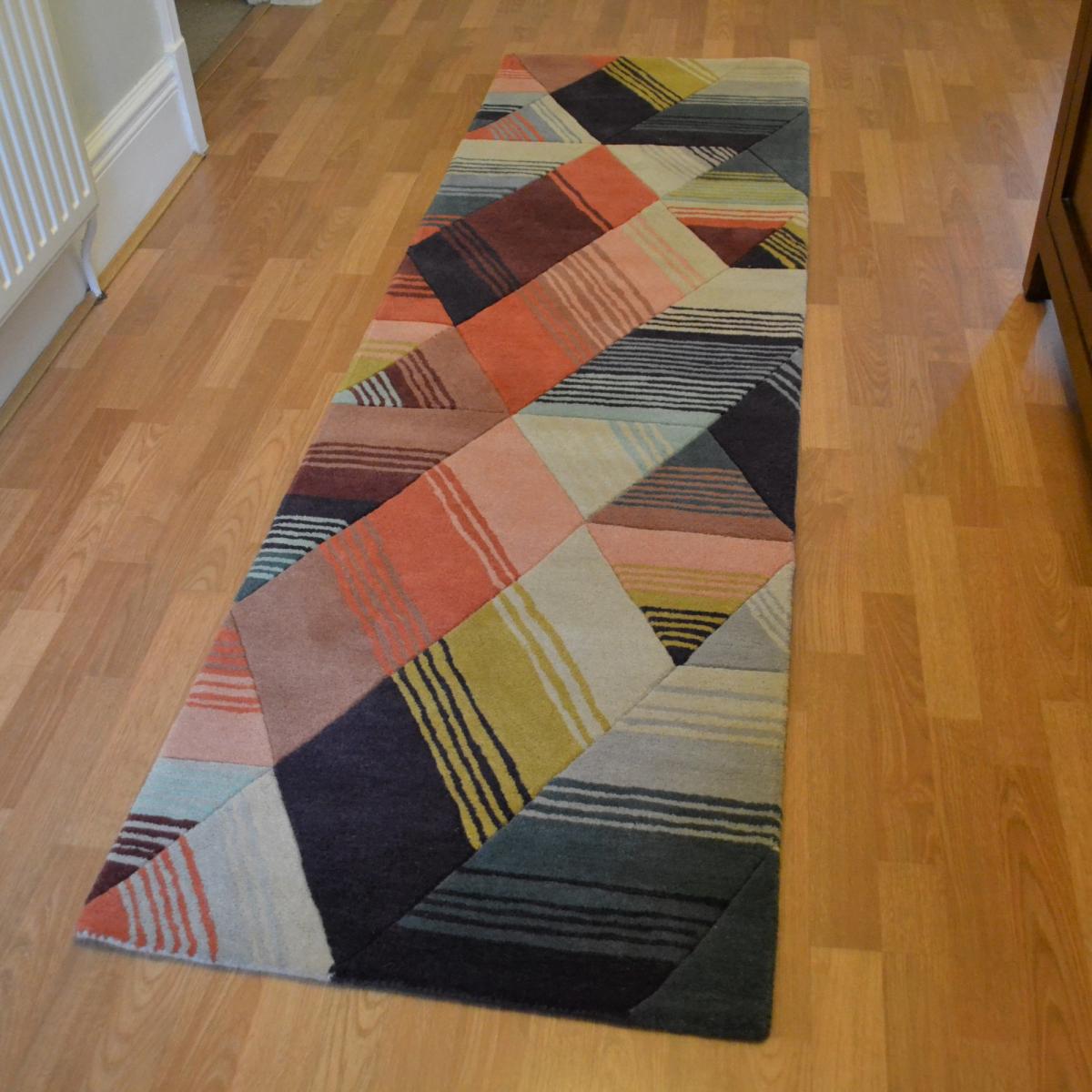 Arccos Geometric Runner Rugs 40205 in Neptune by Harlequin – image 2