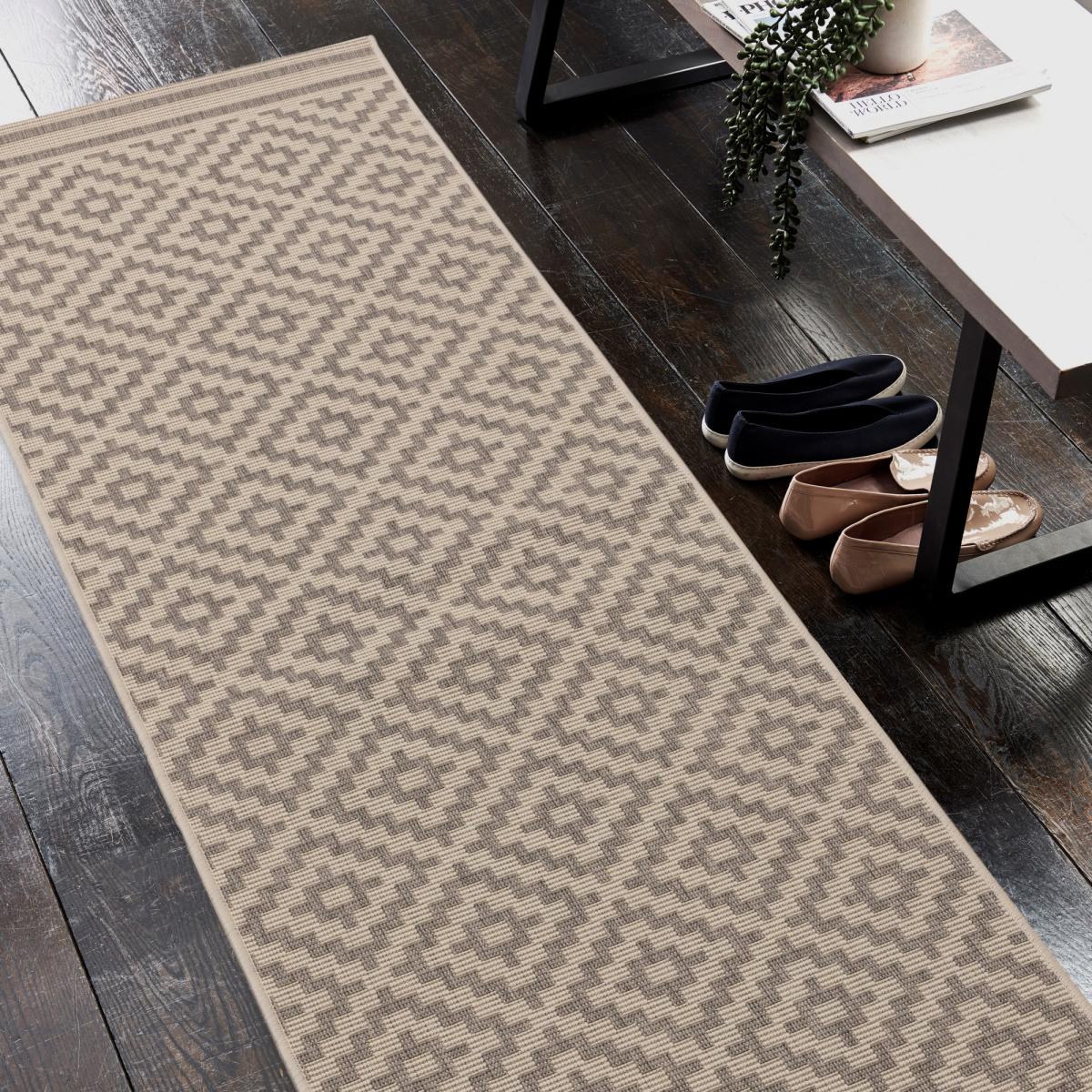 Patio PAT11 Diamond Outdoor Runner Rugs in Grey – image 2