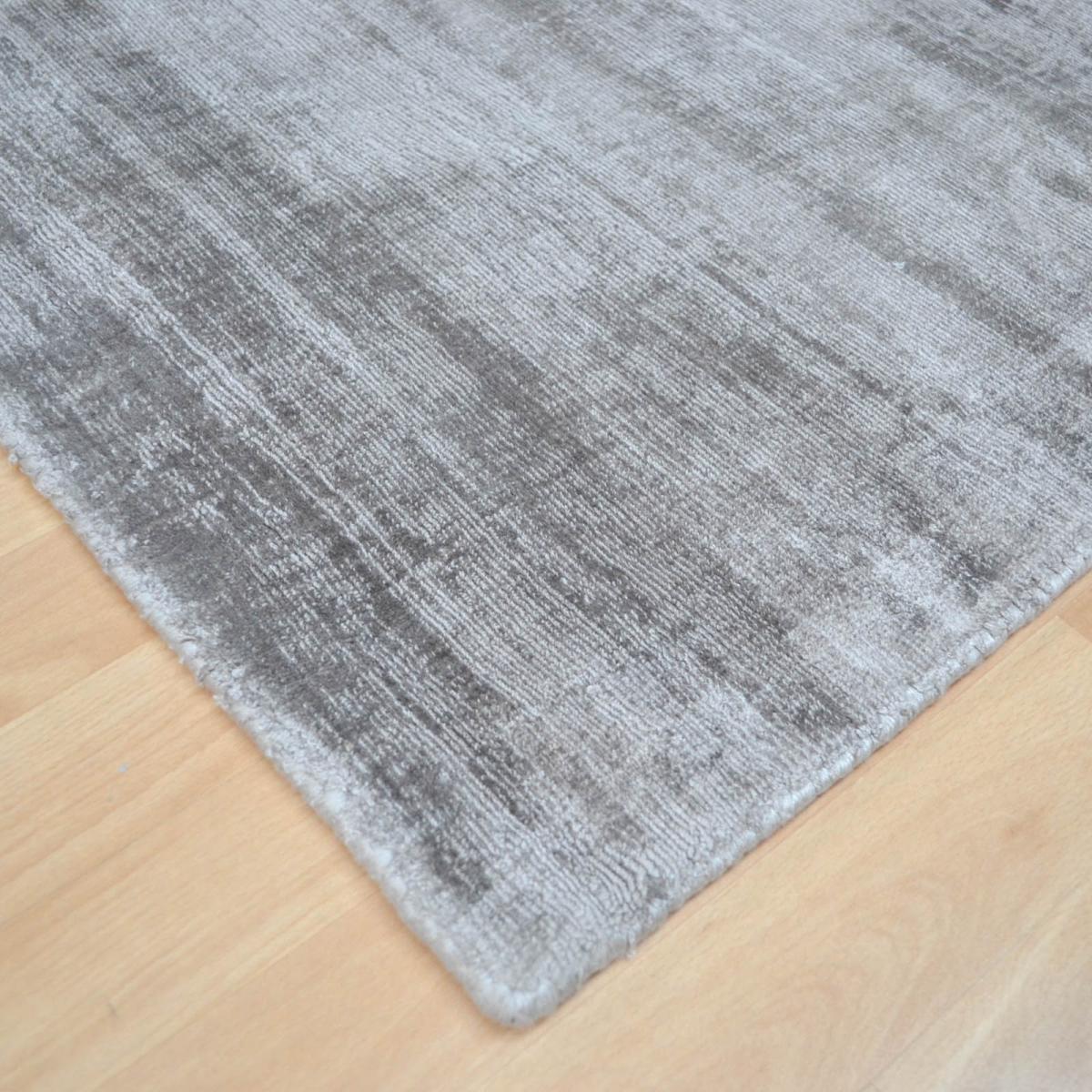 Blade Hallway Runners in Silver – image 2
