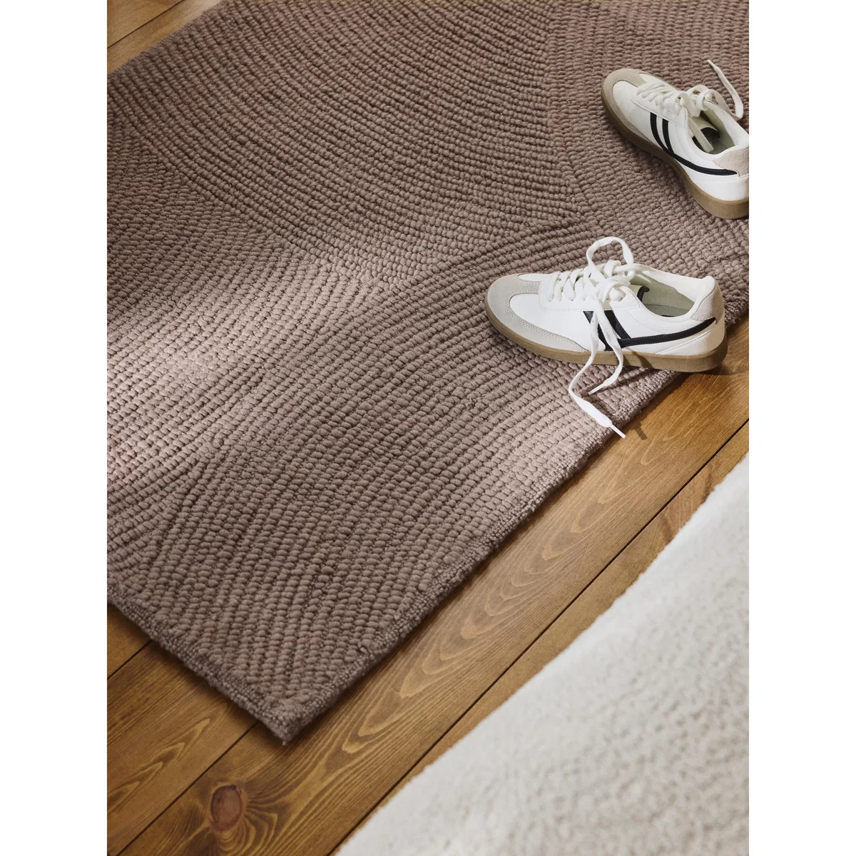 Hand-Tufted Wool Runner Eleni – image 7