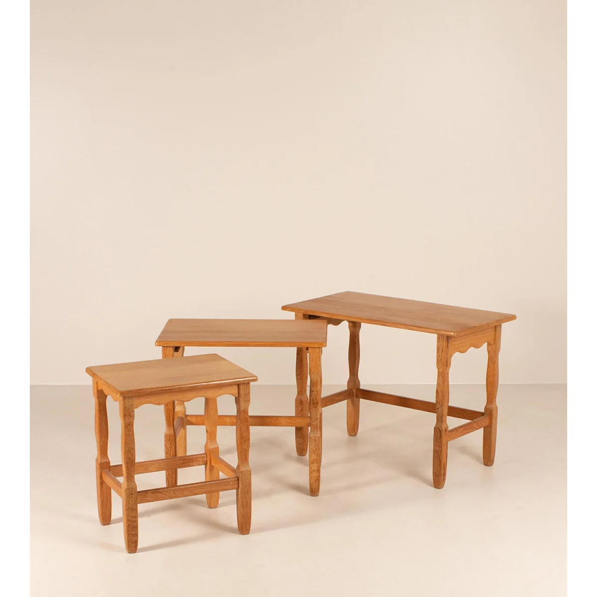 Vintage Mid Century Nesting Side Tables, Set of Three – image 5