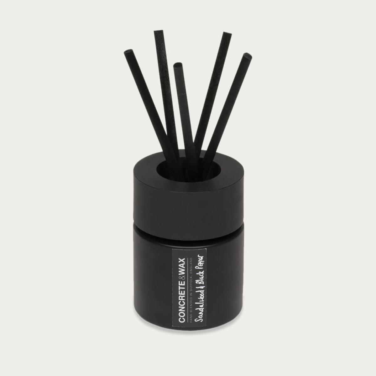 Sandalwood & Bk Pepper Reed Diffuser – image 2