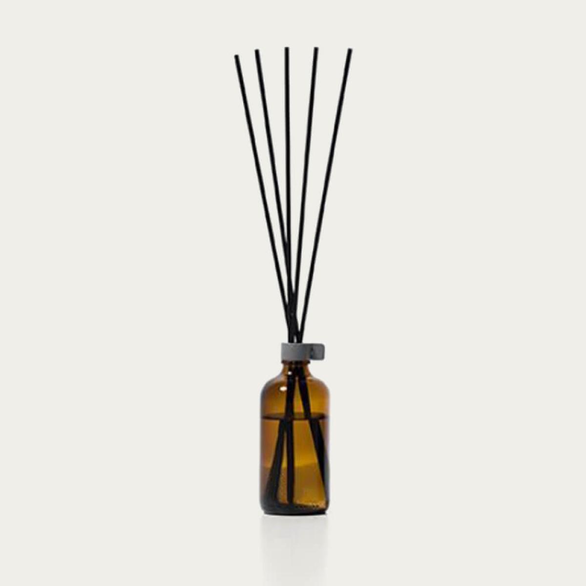 D14 - Vanilla Beige Stick Diffuser – image 1