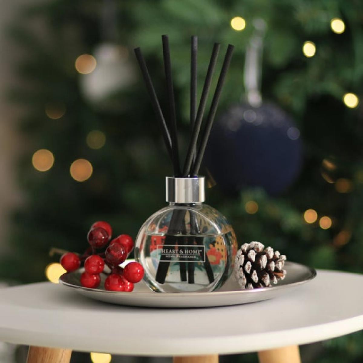 Heart & Home Baubles and Berries Diffuser – image 1