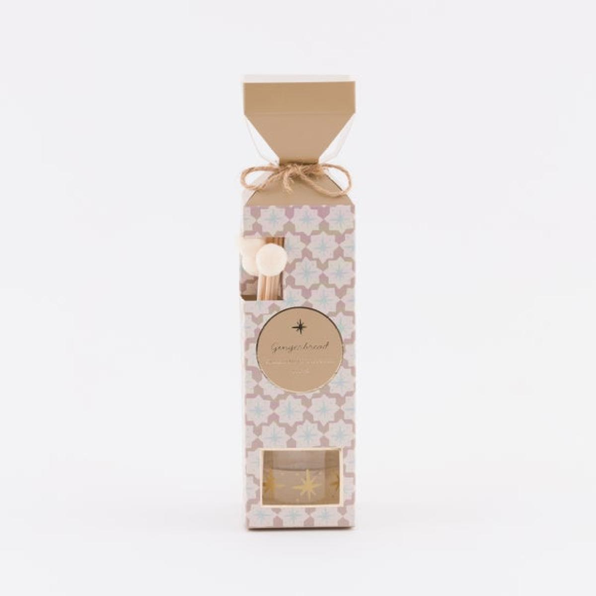 Star Pom Pom Gingerbread Diffuser – image 4